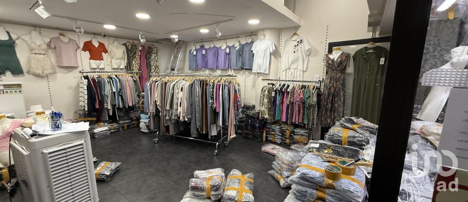 Boutique/Local commercial à Santa Maria Maior de 28 m²