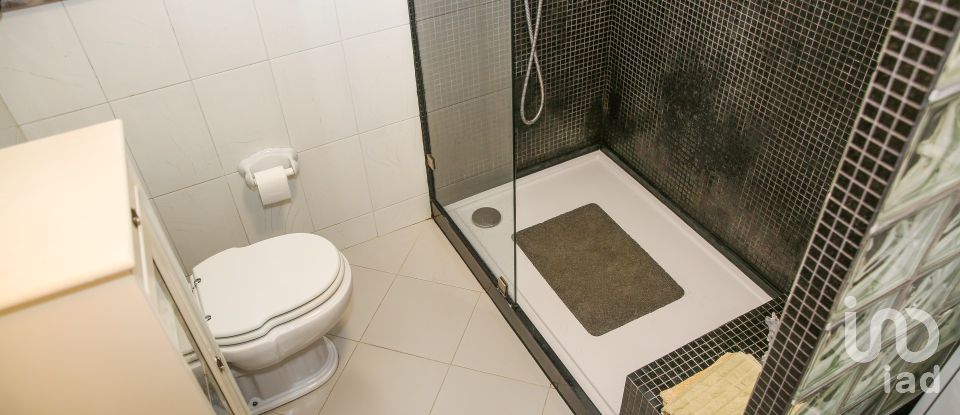 Farm T4 in Reguengo Grande of 285 m²