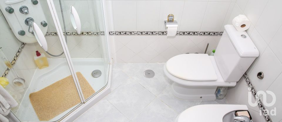 Farm T4 in Reguengo Grande of 285 m²