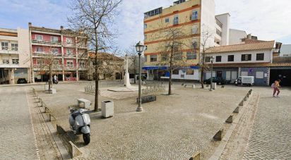 Shop / premises commercial in Vagos e Santo António of 416 m²