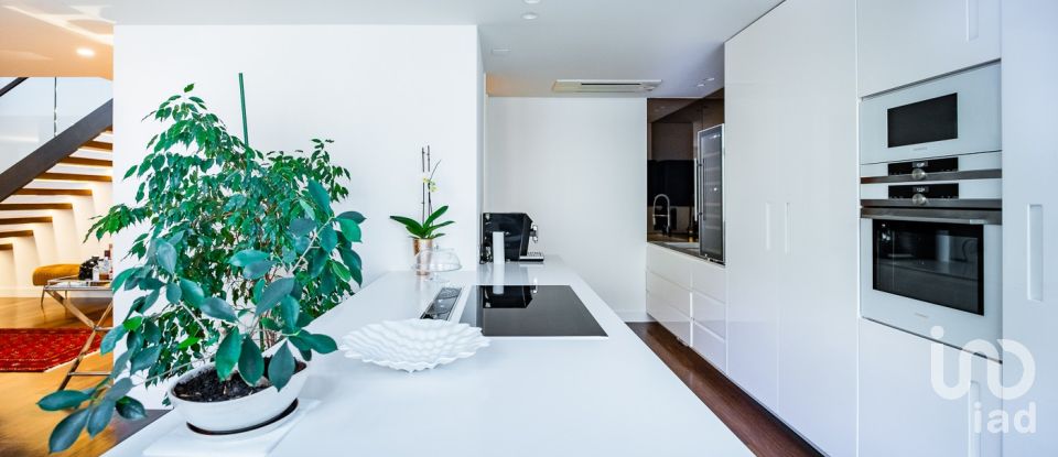 Duplex T3 em Leiria, Pousos, Barreira e Cortes de 195 m²