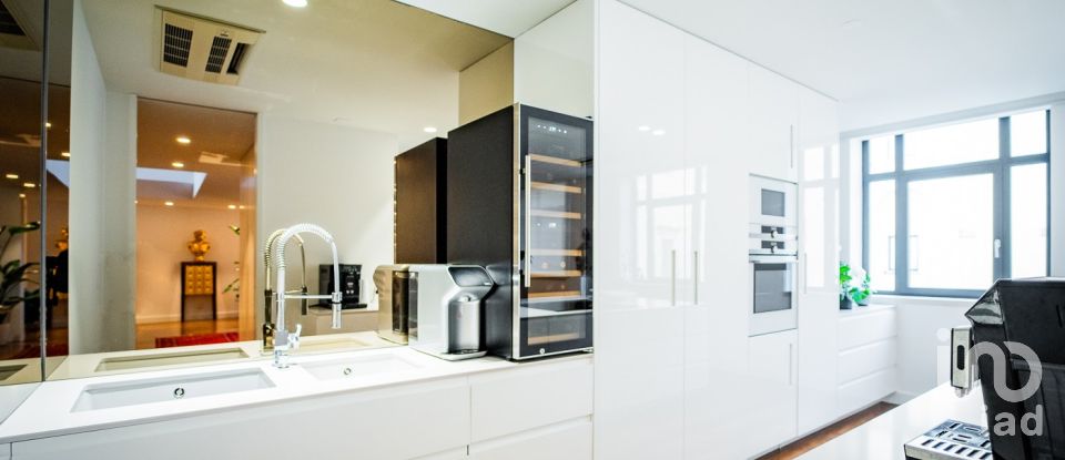 Duplex T3 em Leiria, Pousos, Barreira e Cortes de 195 m²