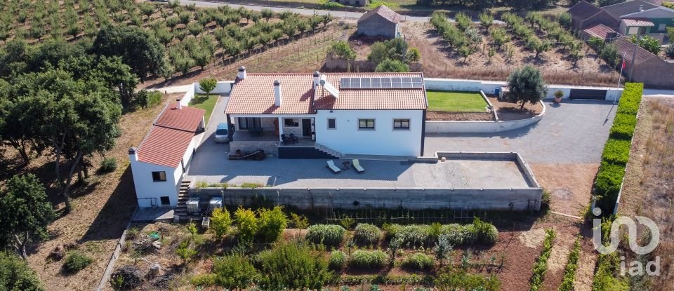 Moradia T3 em Carvalhal de 214 m²