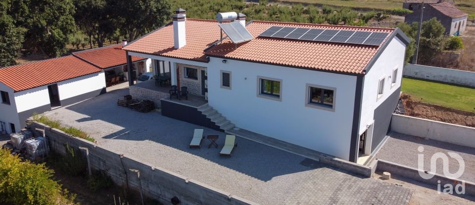 Moradia T3 em Carvalhal de 214 m²