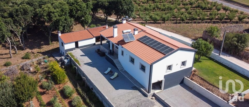 Moradia T3 em Carvalhal de 214 m²