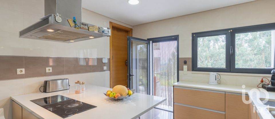 Moradia T3 em Carvalhal de 214 m²