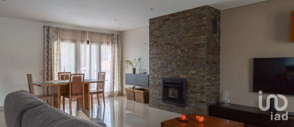 Moradia T3 em Carvalhal de 214 m²