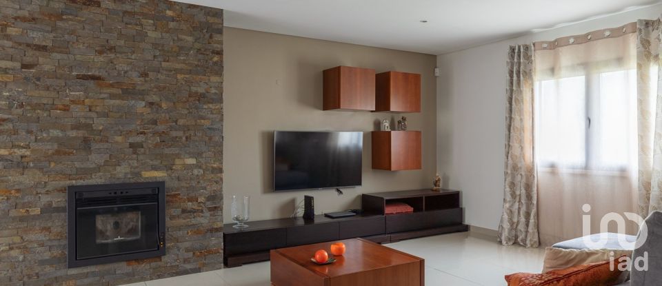 Moradia T3 em Carvalhal de 214 m²