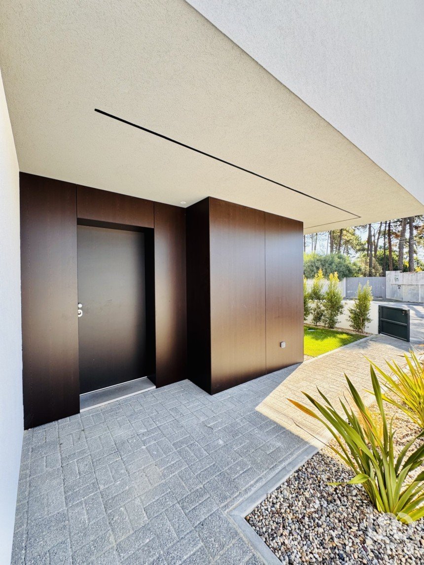 Moradia T3 em Charneca De Caparica E Sobreda de 170 m²