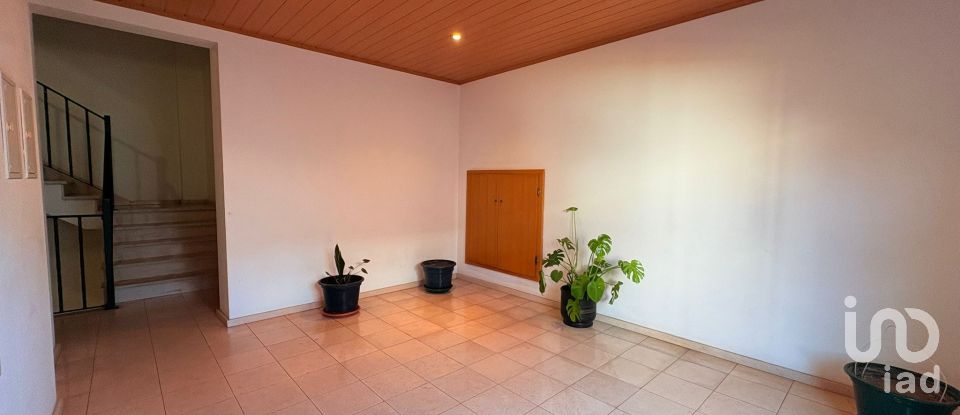 Appartement T2 à Almeirim de 163 m²
