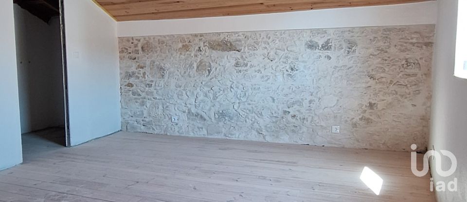 Lodge T2 in Montemor-o-Velho e Gatões of 66 m²