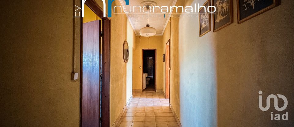 Maison T2 à Vila Franca das Naves e Feital de 140 m²