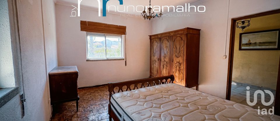 Maison T2 à Vila Franca das Naves e Feital de 140 m²