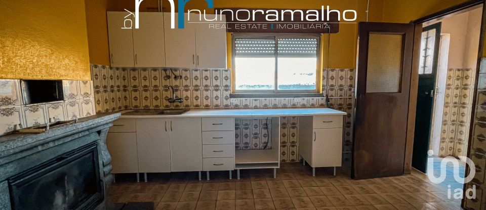 Maison T2 à Vila Franca das Naves e Feital de 140 m²