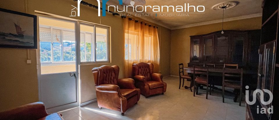 Maison T2 à Vila Franca das Naves e Feital de 140 m²