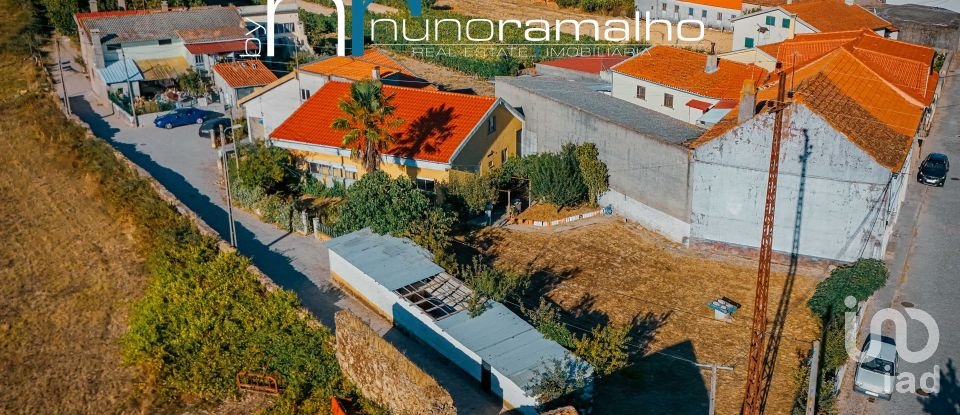Maison T2 à Vila Franca das Naves e Feital de 140 m²