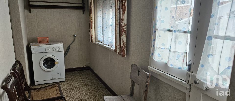 Prédio em Caldas da Rainha - Nossa Senhora do Pópulo, Coto e São Gregório de 200 m²