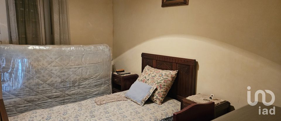 Prédio em Caldas da Rainha - Nossa Senhora do Pópulo, Coto e São Gregório de 200 m²