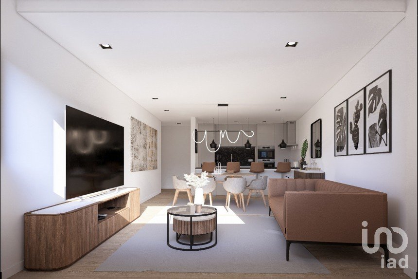 Apartment T2 in Palmeira de Faro e Curvos of 87 m²