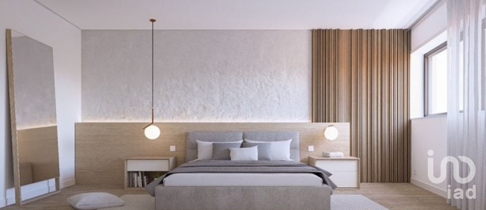 Apartment T2 in Palmeira de Faro e Curvos of 87 m²