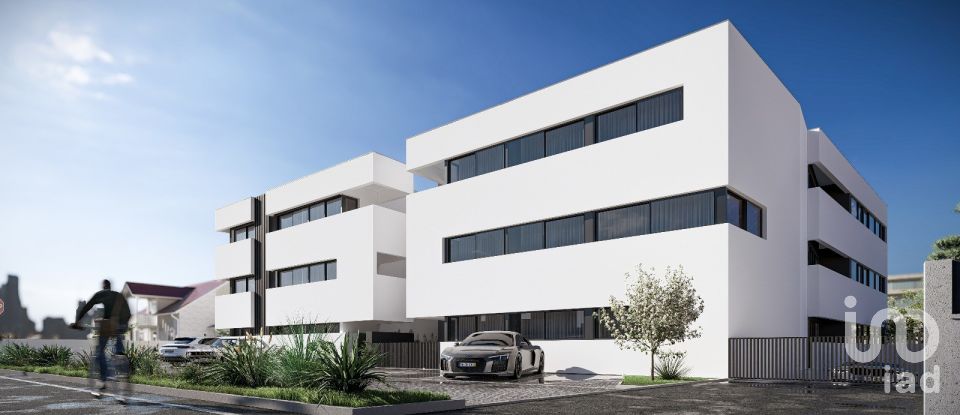 Apartamento T1 em Palmeira de Faro e Curvos de 51 m²