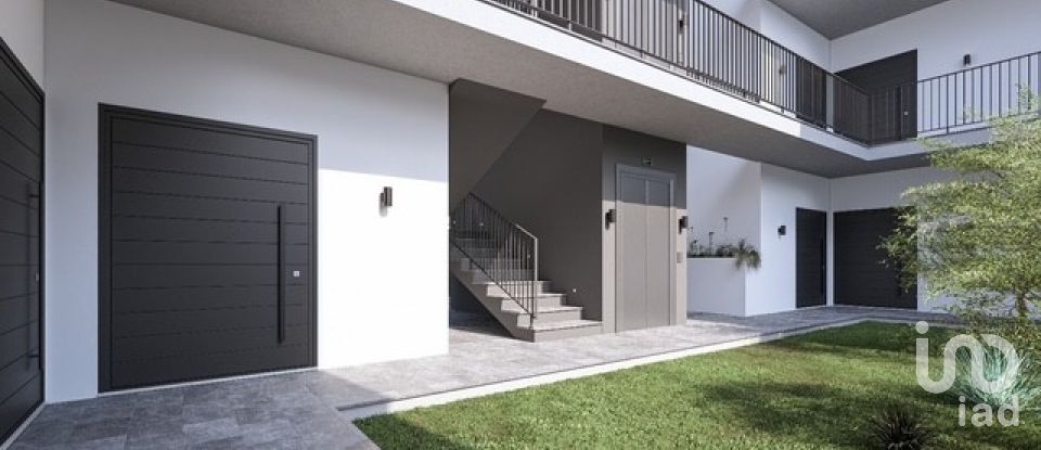 Apartamento T1 em Palmeira de Faro e Curvos de 58 m²