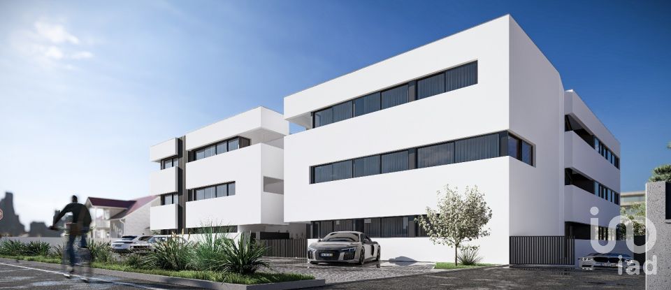 Apartment T1 in Palmeira de Faro e Curvos of 52 m²