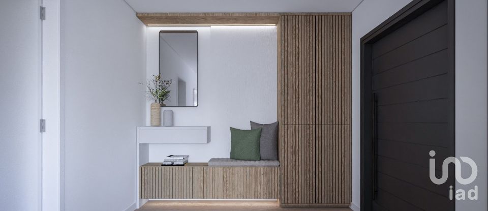 Apartment T3 in Palmeira de Faro e Curvos of 116 m²