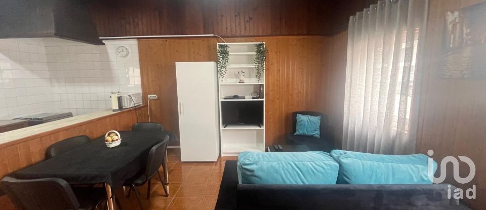 Moradia em banda T2 em Apúlia e Fão de 104 m²