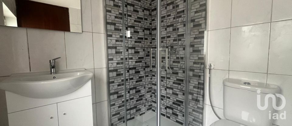 Moradia em banda T2 em Apúlia e Fão de 104 m²