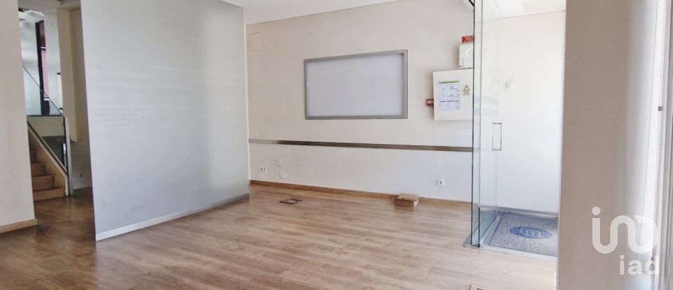 Loja / Estabelecimento Comercial em Setúbal (São Julião, Nossa Senhora da Anunciada e Santa Maria da Graça) de 121 m²