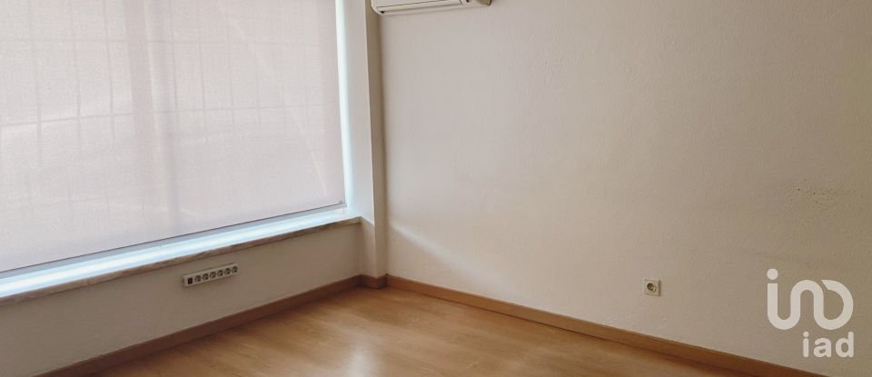 Loja / Estabelecimento Comercial em Setúbal (São Julião, Nossa Senhora da Anunciada e Santa Maria da Graça) de 121 m²