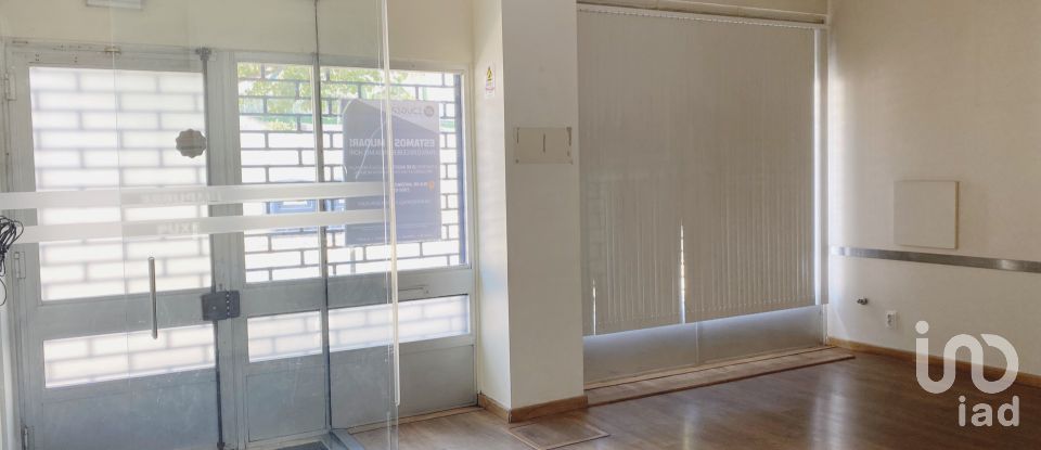 Loja / Estabelecimento Comercial em Setúbal (São Julião, Nossa Senhora da Anunciada e Santa Maria da Graça) de 121 m²