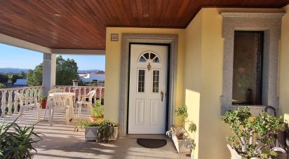 Gîte T3 à Salgueiro do Campo de 125 m²