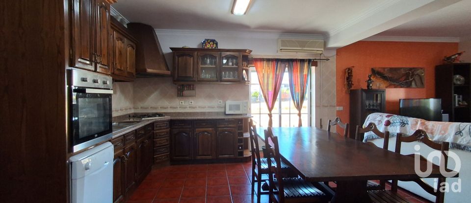 Lodge T3 in Salgueiro do Campo of 125 m²