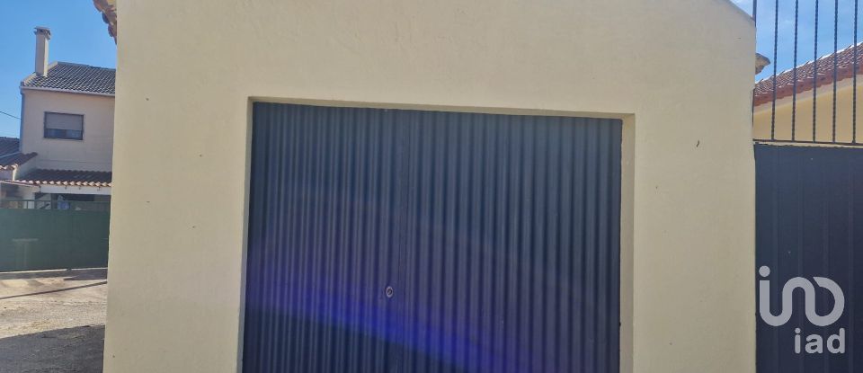 House T2 in Cadaval e Pêro Moniz of 196 m²