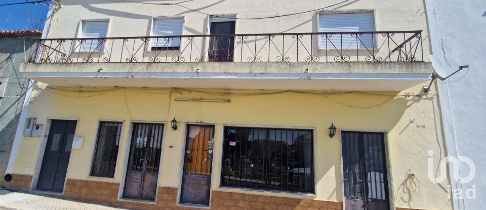 House T2 in Cadaval e Pêro Moniz of 196 m²