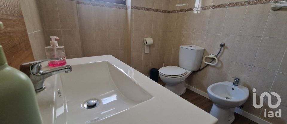 House T2 in Cadaval e Pêro Moniz of 196 m²