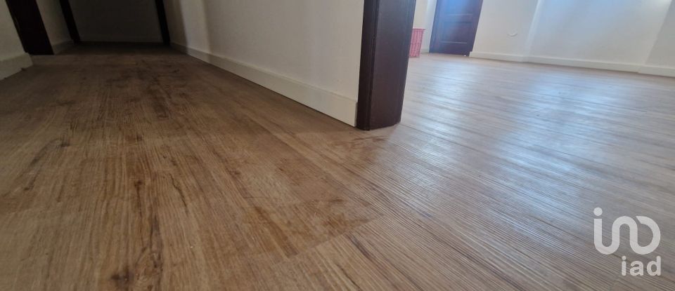 House T2 in Cadaval e Pêro Moniz of 196 m²