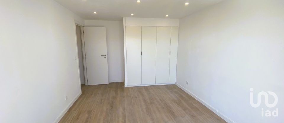 Apartamento T2 em Santa Iria de Azoia, São João da Talha e Bobadela de 58 m²