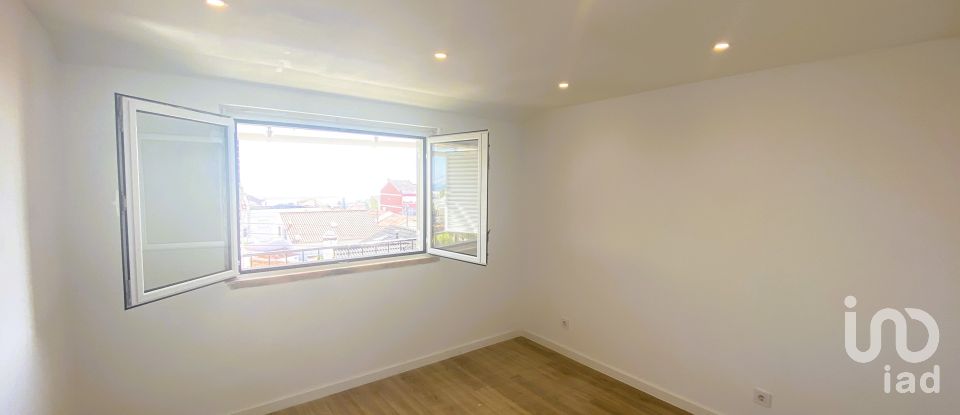 Apartamento T2 em Santa Iria de Azoia, São João da Talha e Bobadela de 58 m²