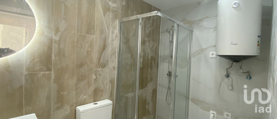 Apartamento T2 em Santa Iria de Azoia, São João da Talha e Bobadela de 58 m²