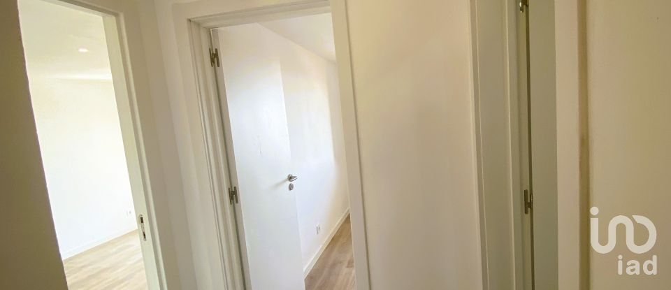 Apartamento T2 em Santa Iria de Azoia, São João da Talha e Bobadela de 58 m²