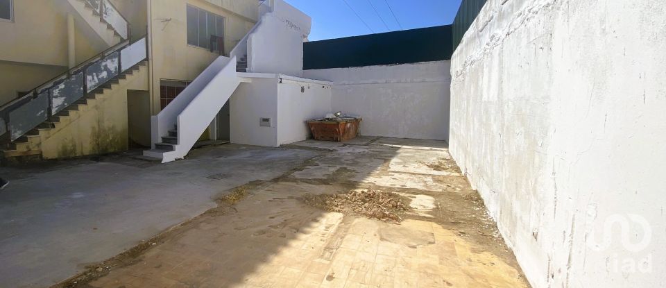 Apartamento T2 em Santa Iria de Azoia, São João da Talha e Bobadela de 58 m²