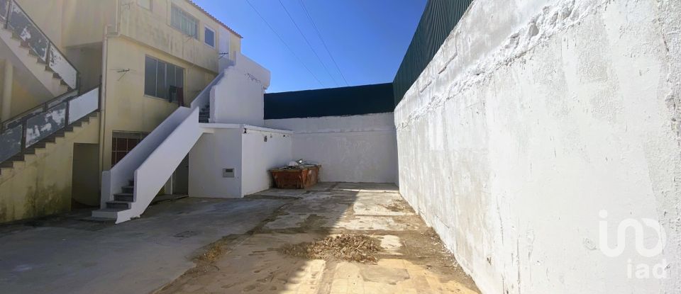 Apartamento T2 em Santa Iria de Azoia, São João da Talha e Bobadela de 58 m²