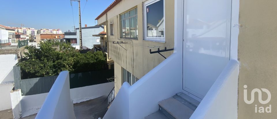 Apartamento T2 em Santa Iria de Azoia, São João da Talha e Bobadela de 58 m²