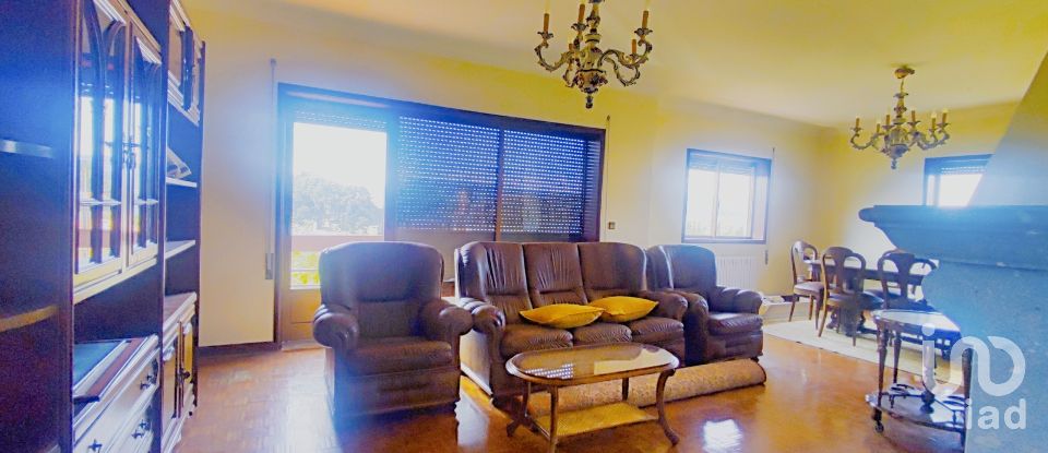 House T4 in Lanhelas of 344 m²