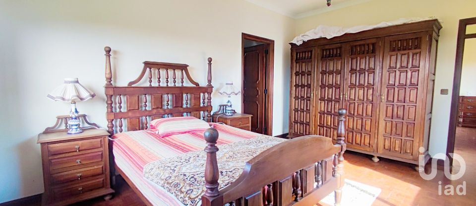 House T4 in Lanhelas of 344 m²