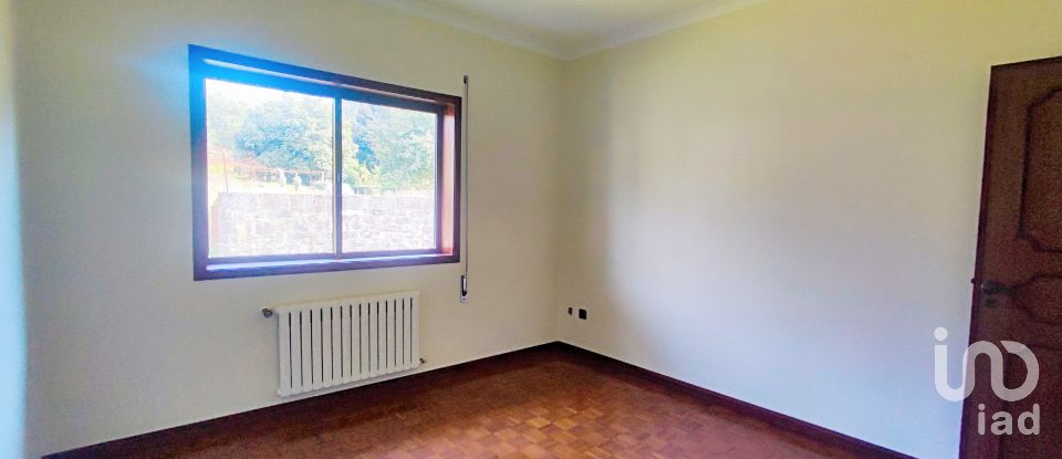 House T4 in Lanhelas of 344 m²