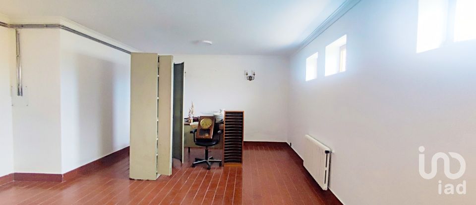 House T4 in Lanhelas of 344 m²